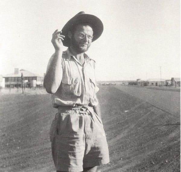 Guy Warren photograph, Klaus Friedeberger at Tennant Creek, 1948